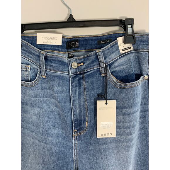 Judy Blue High Waisted Bootcut Jeans size 15/32 - Picture 2 of 7
